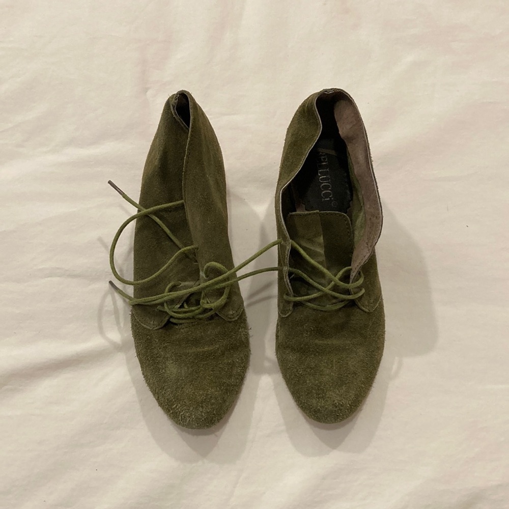 88% off Bellucci Italian olive Green booties